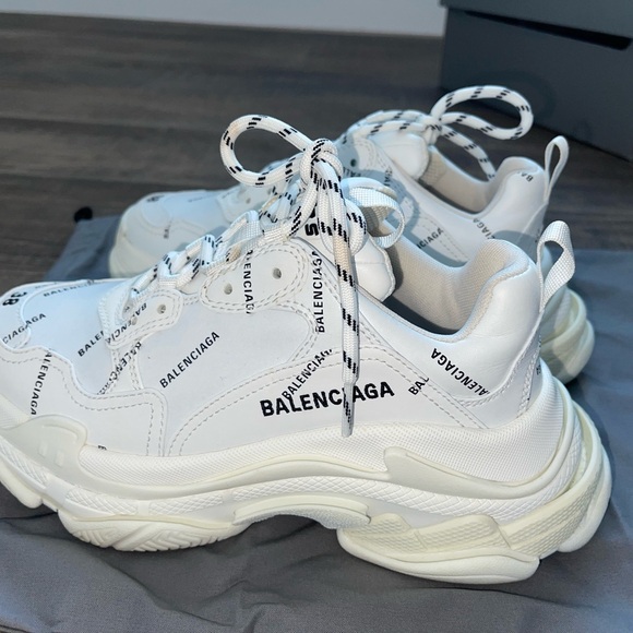 I don't use these sneakers, , used once , women, size 38. - Picture 5 of 6